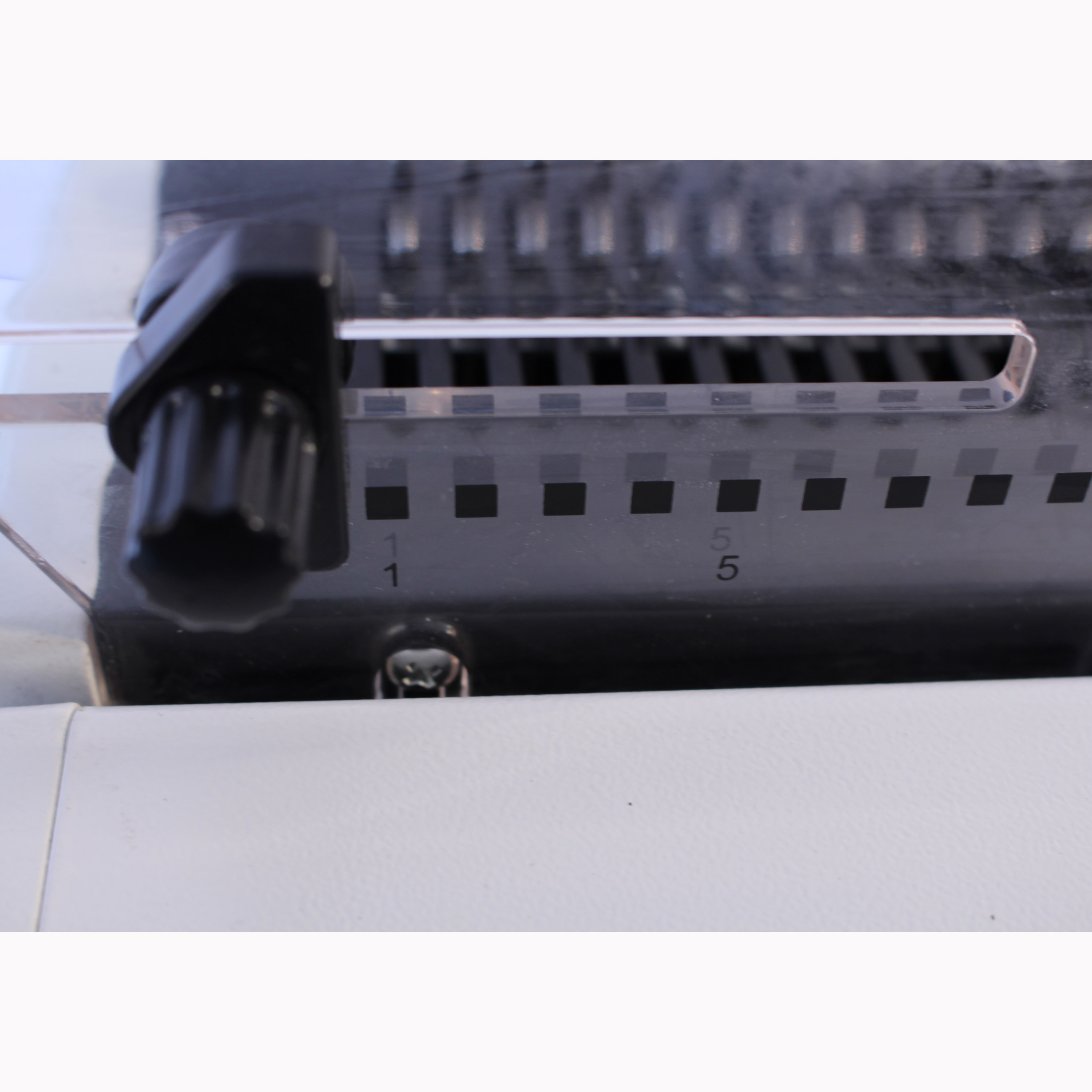 Máquina de Encadernação Elétri - Binding Comb Plastic avaliação e preço